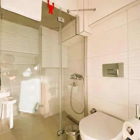 Yalikavak, 4+1 Loft Detached House Central Lägenhet Bodrum