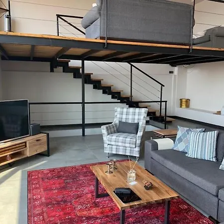 Lägenhet Yalikavak, 4+1 Loft Detached House Central *