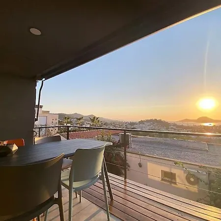 Yalikavak, 4+1 Loft Detached House Central شقة بودروم